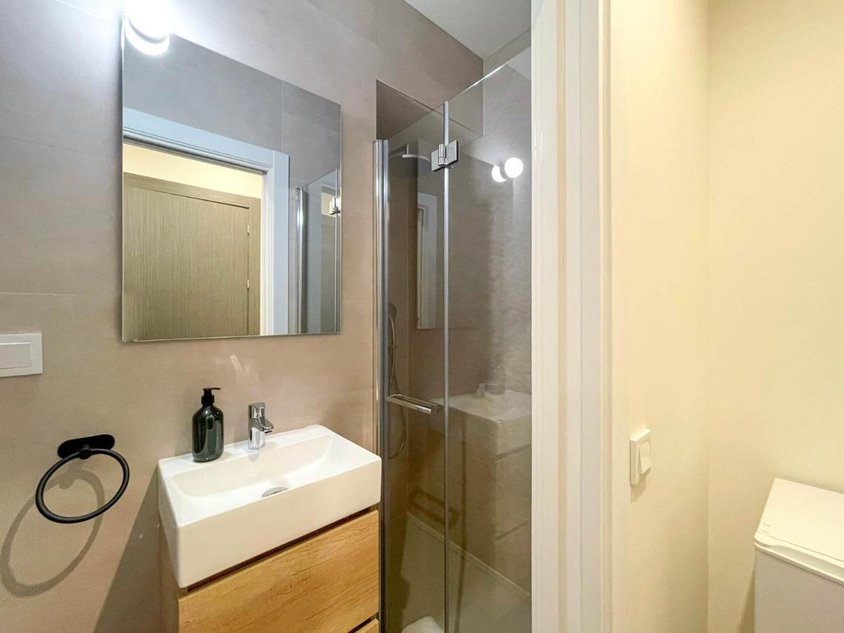 San Isidoro Coliving Hotel Oviedo Kültér fotó